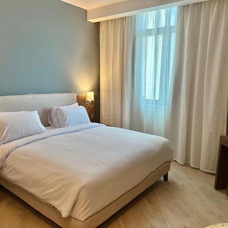 Phoenix Hotel & Wellness Sheikh Zayed City エクステリア 写真
